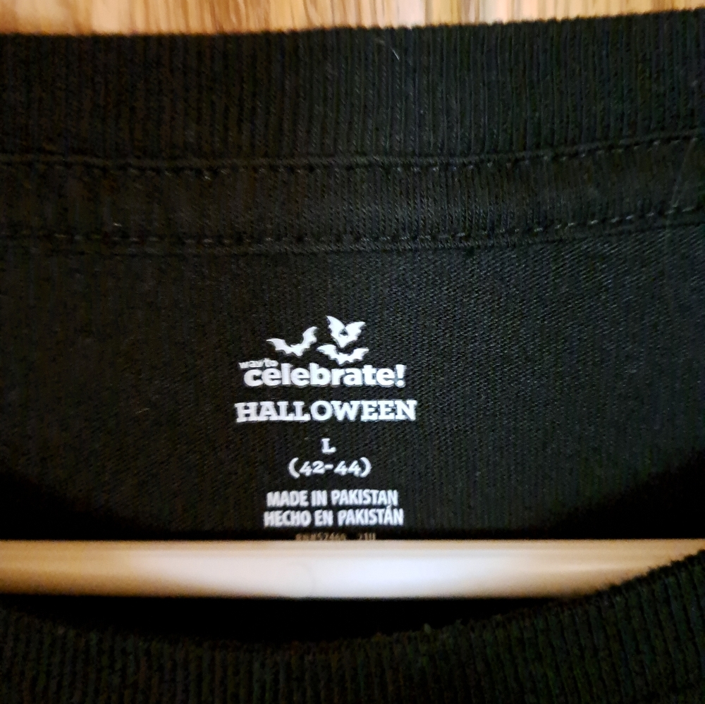 NWOT Celebrate HALLOWEEN T-Shirt size L cotton blend - Picture 2 of 5